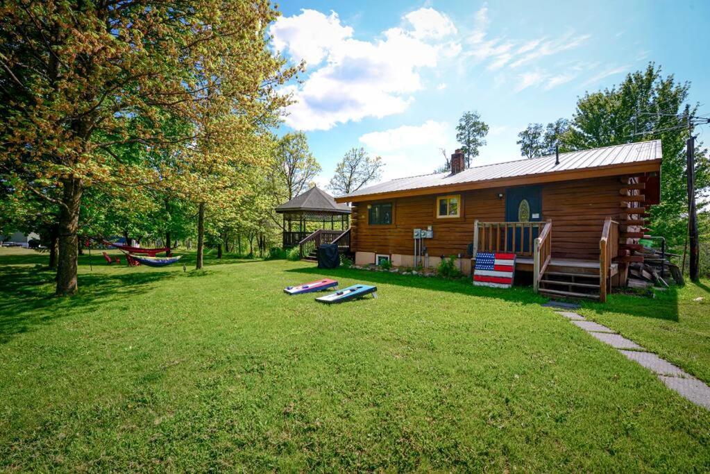 Cozy Cabin With Hottub At Cloverdale Cabins Гінклі Екстер'єр фото