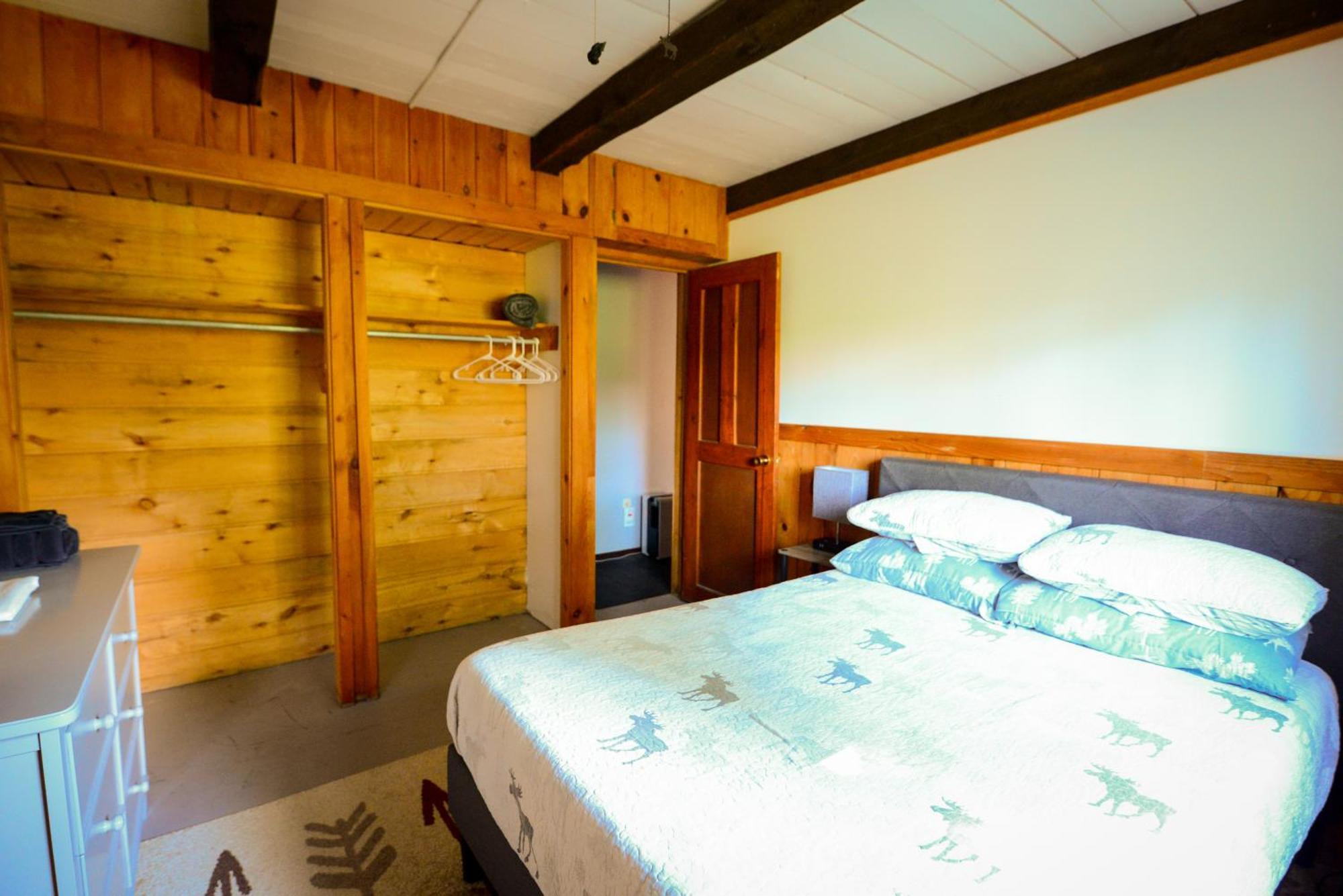 Cozy Cabin With Hottub At Cloverdale Cabins Гінклі Екстер'єр фото